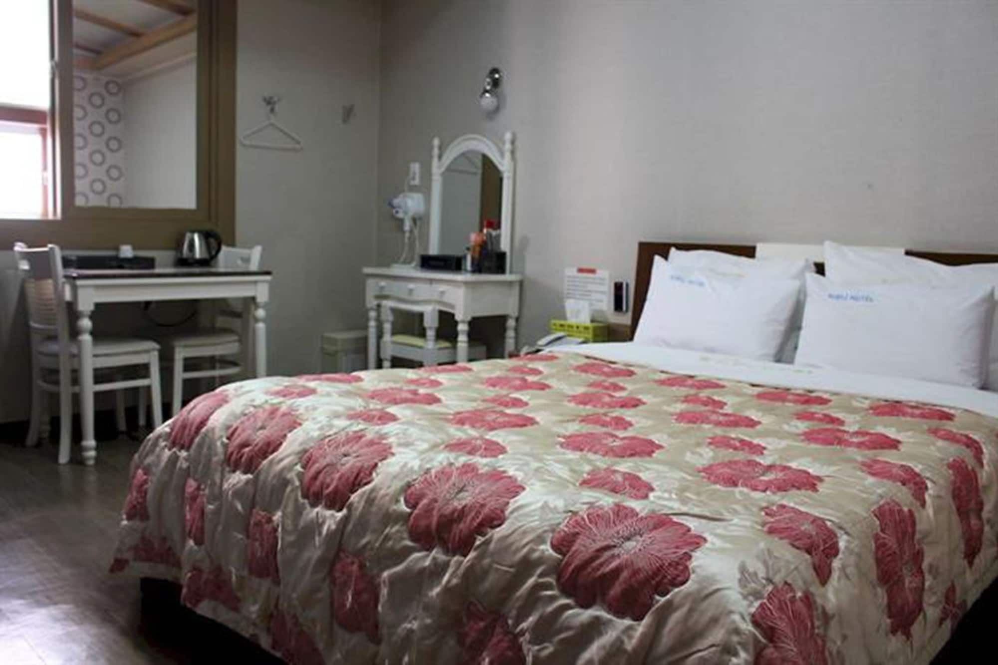 Tiffany Motel Mokpo Exterior foto
